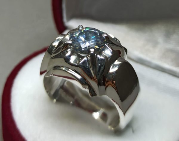 Silver Ring with White Stone (RWS01)